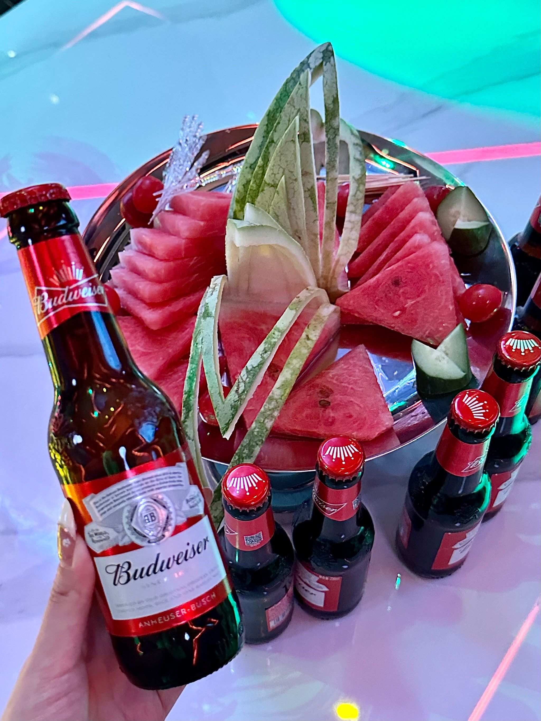 曲靖商务KTV尽享商务休闲-宣威市ktv预定